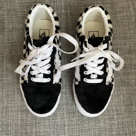 Worn once. Like new! Vans Old Skool "Sherpa Checkerboard" sneakers - Picture 2 of 7